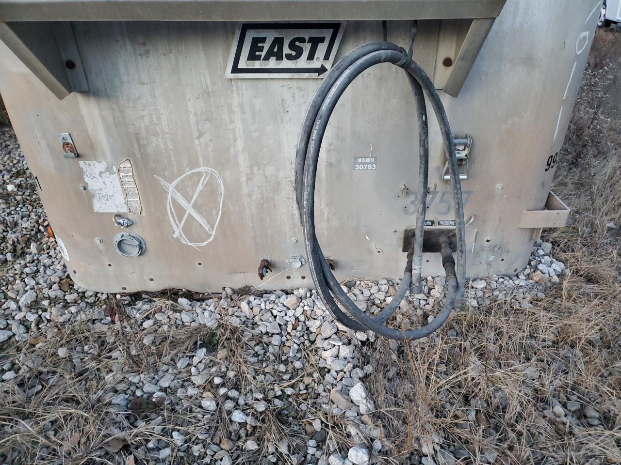 Semi Trailer Image 5