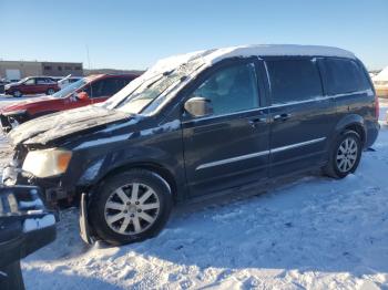  Salvage Chrysler Minivan