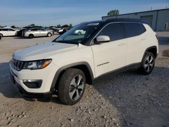  Salvage Jeep Compass