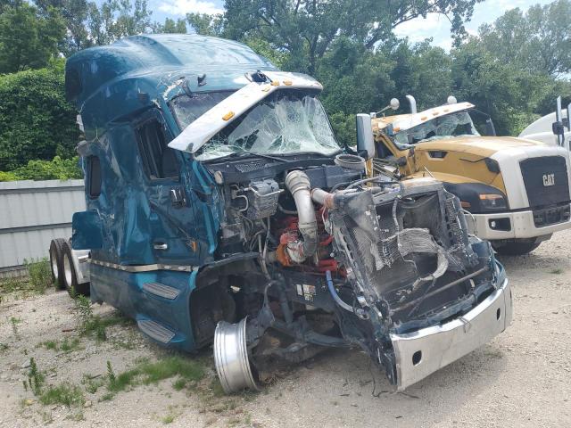  Salvage Peterbilt 579