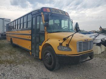  Salvage Freightliner Chassis B2