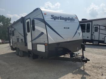  Salvage Kyrv Trailer