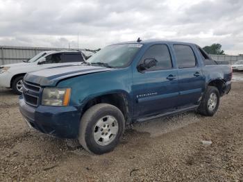  Salvage Chevrolet Avalanche