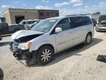  Salvage Chrysler Minivan