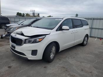  Salvage Kia Sedona