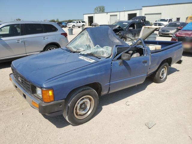  Salvage Toyota Pickup