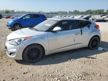  Salvage Hyundai VELOSTER