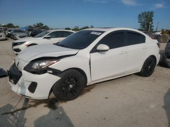  Salvage Mazda 3