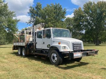  Salvage Freightliner Medium Con