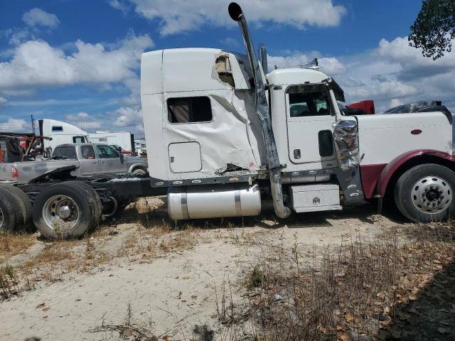  Salvage Peterbilt 389