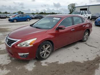  Salvage Nissan Altima