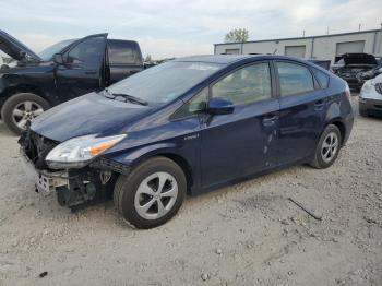  Salvage Toyota Prius