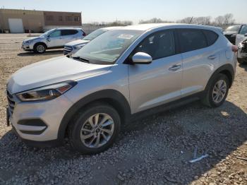  Salvage Hyundai TUCSON