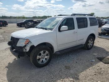  Salvage Nissan Pathfinder