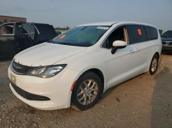  Salvage Chrysler Pacifica