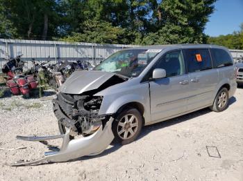  Salvage Chrysler Minivan