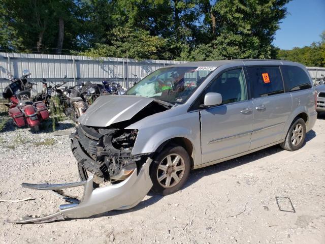  Salvage Chrysler Minivan