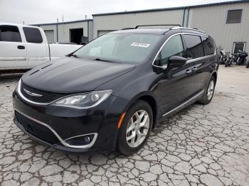  Salvage Chrysler Pacifica