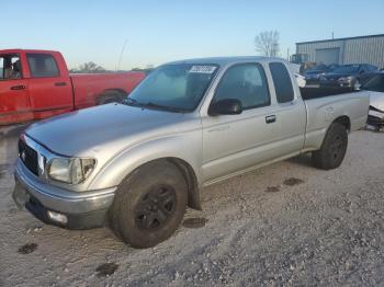  Salvage Toyota Tacoma