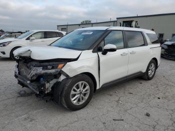  Salvage Kia Carnival