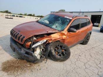  Salvage Jeep Cherokee