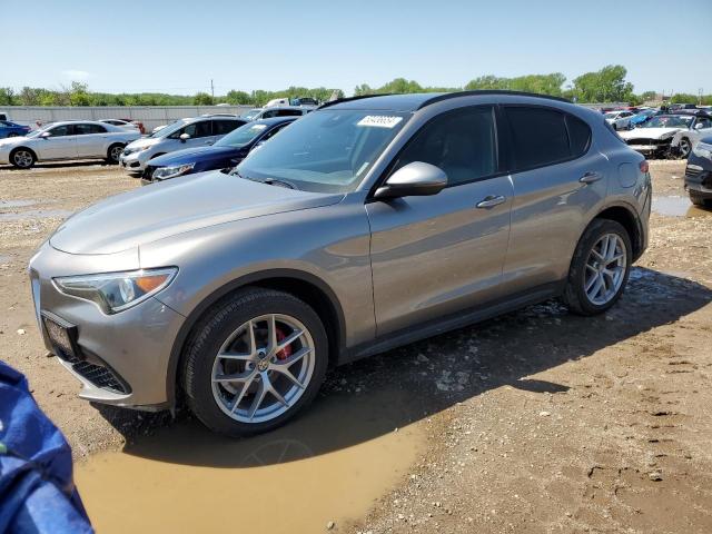  Salvage Alfa Romeo Stelvio