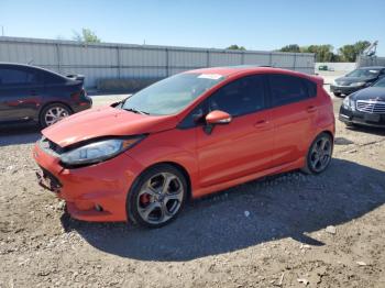  Salvage Ford Fiesta