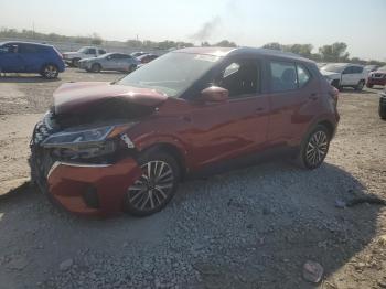  Salvage Nissan Kicks