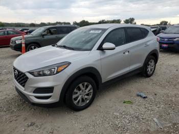  Salvage Hyundai TUCSON