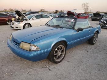  Salvage Ford Mustang