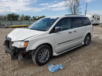  Salvage Chrysler Minivan