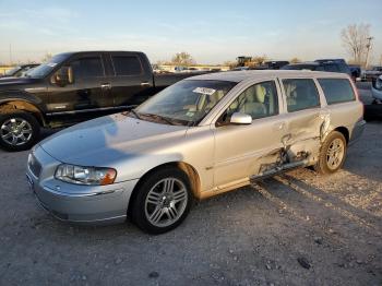  Salvage Volvo V70