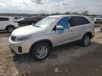  Salvage Kia Sorento