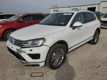  Salvage Volkswagen Touareg