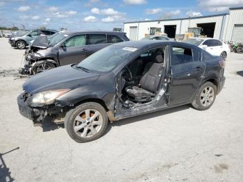  Salvage Mazda 3