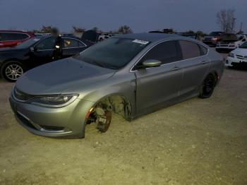  Salvage Chrysler 200