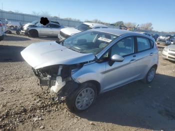  Salvage Ford Fiesta