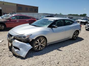  Salvage Nissan Maxima