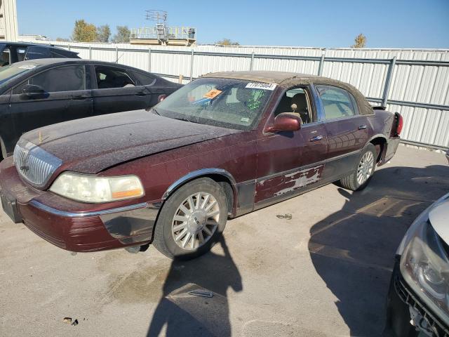  Salvage Lincoln Towncar