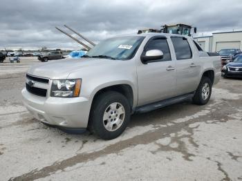  Salvage Chevrolet Avalanche