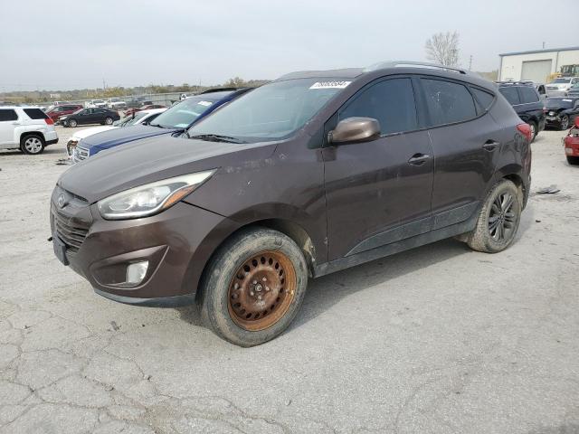  Salvage Hyundai TUCSON