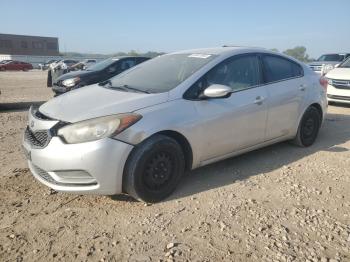  Salvage Kia Forte