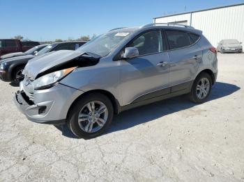  Salvage Hyundai TUCSON