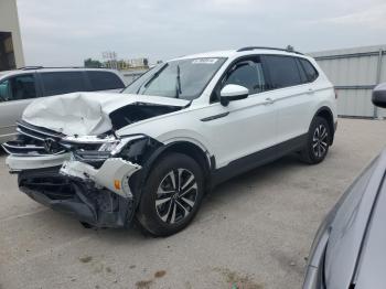  Salvage Volkswagen Tiguan