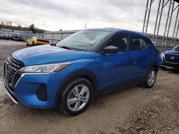  Salvage Nissan Kicks