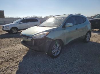  Salvage Hyundai TUCSON