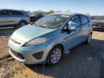  Salvage Ford Fiesta