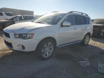  Salvage Mitsubishi Outlander