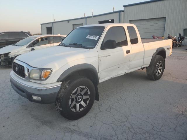  Salvage Toyota Tacoma