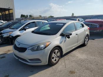  Salvage Kia Forte